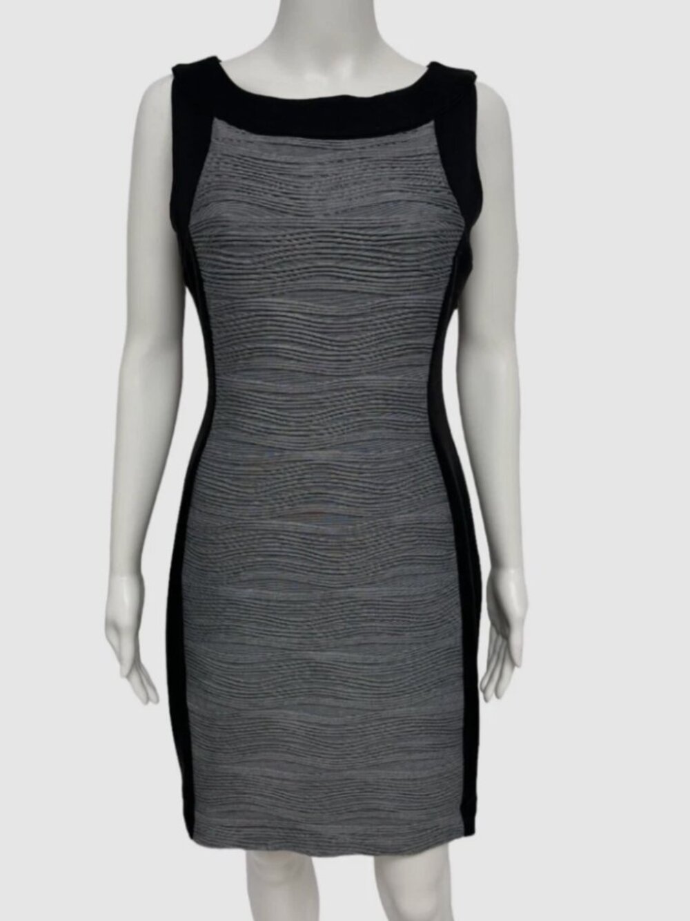 Calvin Klein Women's Sleeveless Black And Gray Bodycon Knee Length Dress Size 8